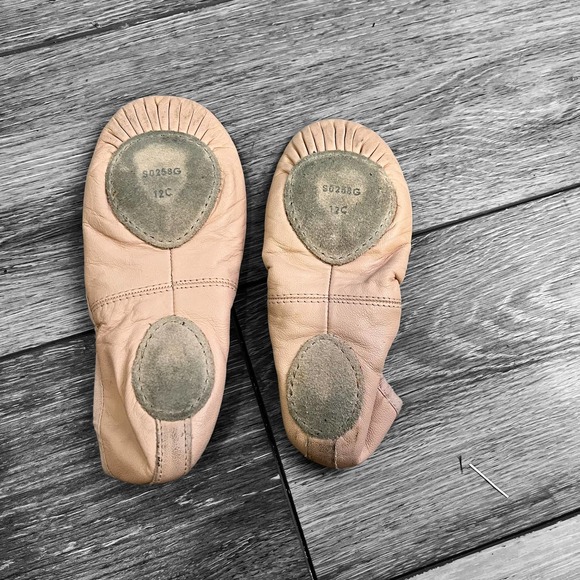 Bloch Leather Ballet Shoes Pink Girl 12C - Picture 2 of 4